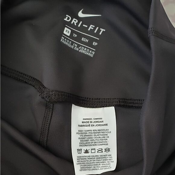 Nike Athletic Pants   - Picture 6 of 6